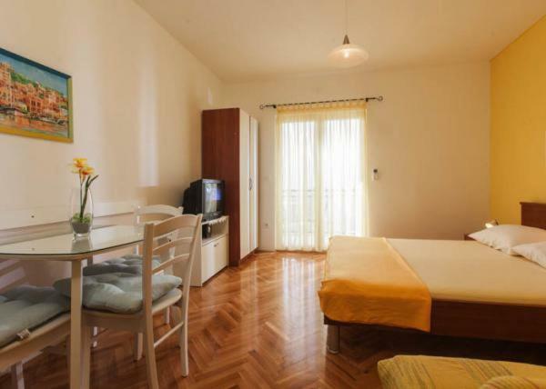 Apartmani Niko Подгора Екстер'єр фото